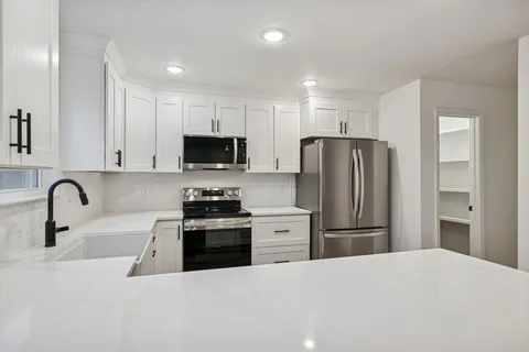 $589,000 | 2018 Trenton Drive, Spring Hill, TN 37174