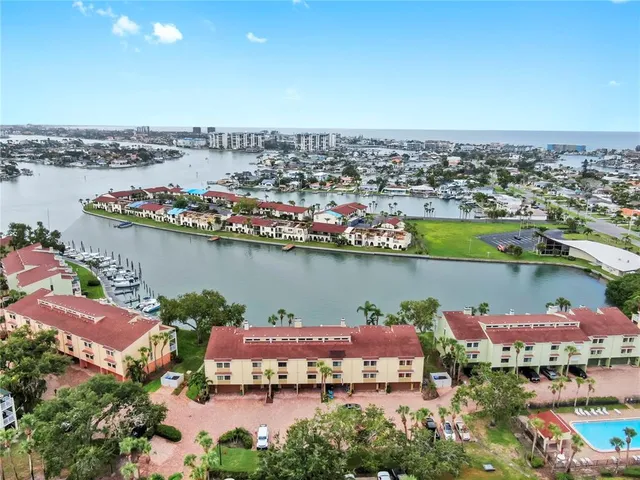$699,900 | 459 Haven Point Drive, Treasure Island, FL 33706