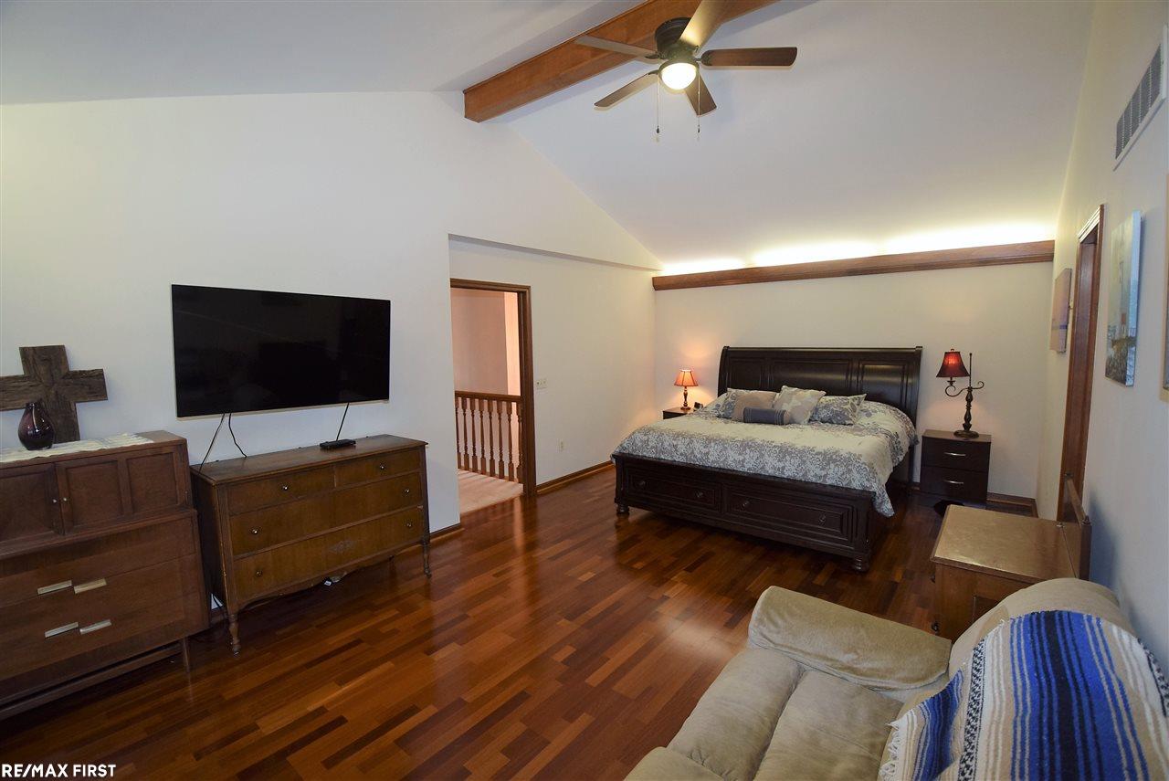 7352 Riverside Drive Algonac, MI 48001 - Photo 48 of 70 50032846-47.JPG