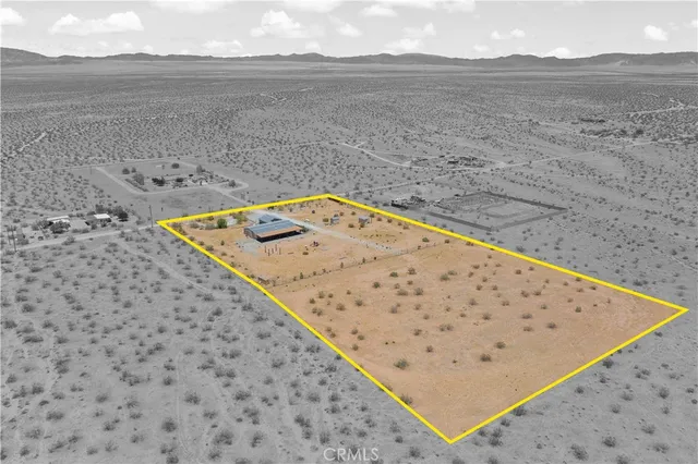 $469,999 | 61375 Leslie Lane, Landers, CA 92285