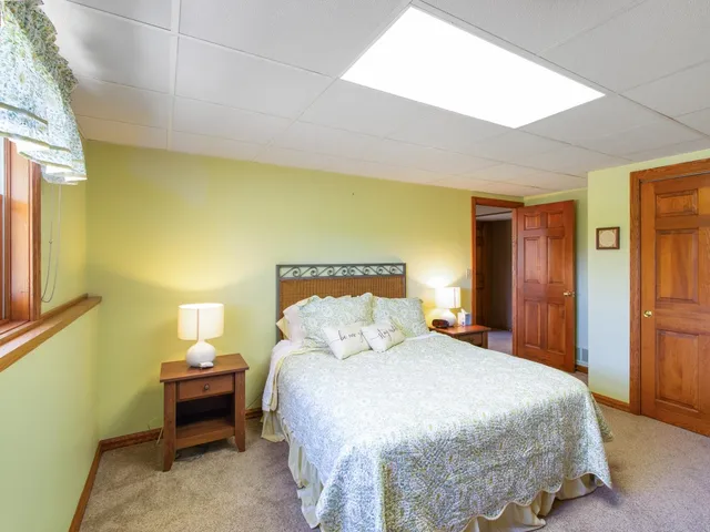 $649,900 | 3199 Humboldt Road, Green Bay, WI 54311