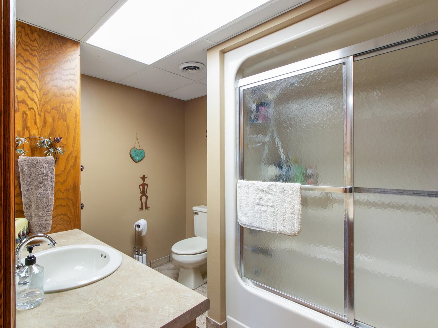 3199 Humboldt Road Green Bay, WI 54311 - Photo 18 of 32