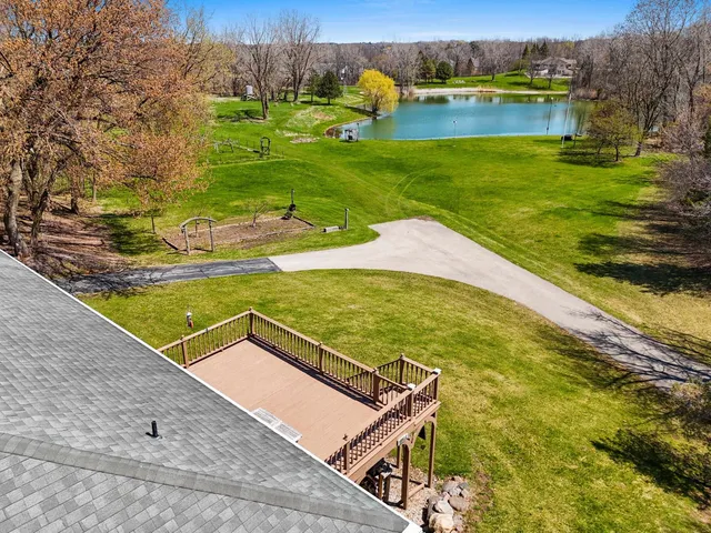 $649,900 | 3199 Humboldt Road, Green Bay, WI 54311