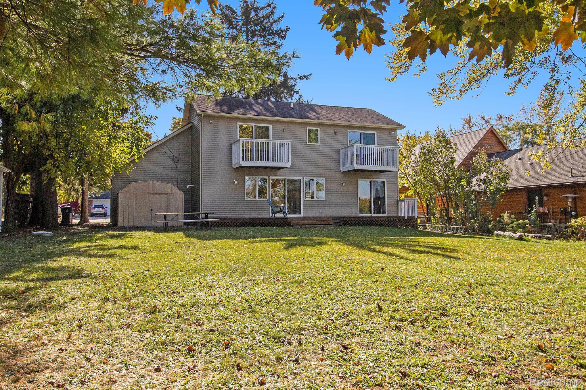 9275 Hilton Road Brighton, MI 48114 - Photo 24 of 29 Gallery Image 24