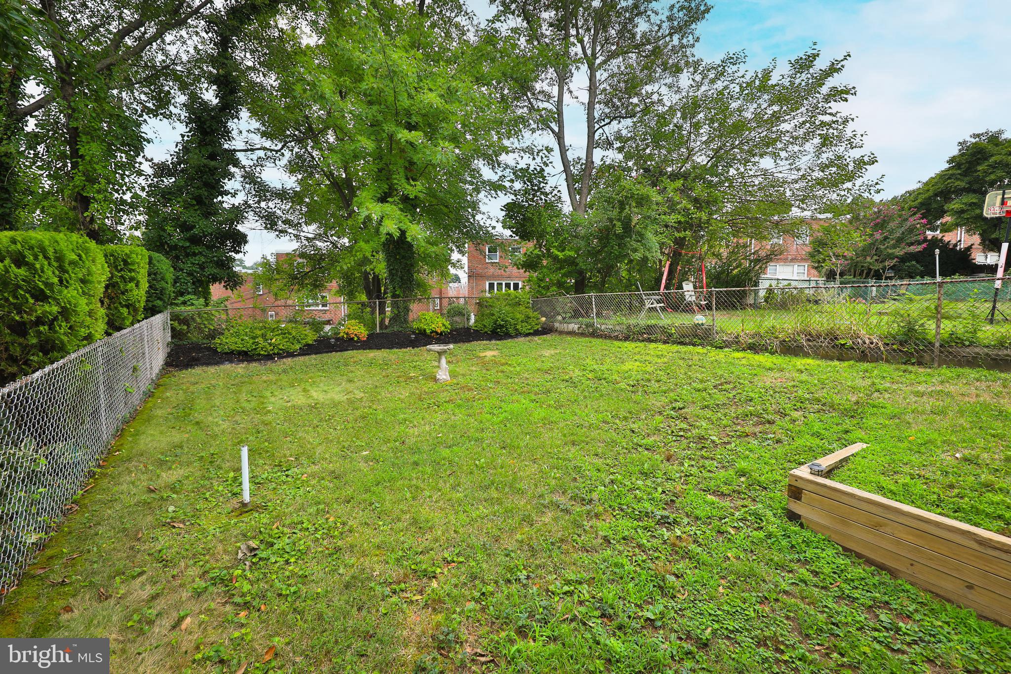 7334 Hill Road Philadelphia, PA 19128 - Photo 36 of 37 Back Yard