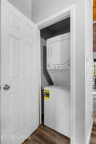 $750,000 | 550 Sassafras Trail, Pigeon Forge, TN 37876