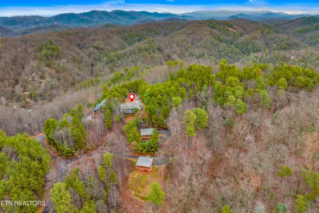 $750,000 | 550 Sassafras Trail, Pigeon Forge, TN 37876