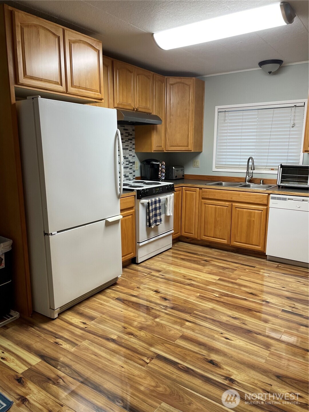 1121 244th Street Southwest, Unit 37 Bothell, WA 98021 - Photo 15 of 38 Gallery Image 15