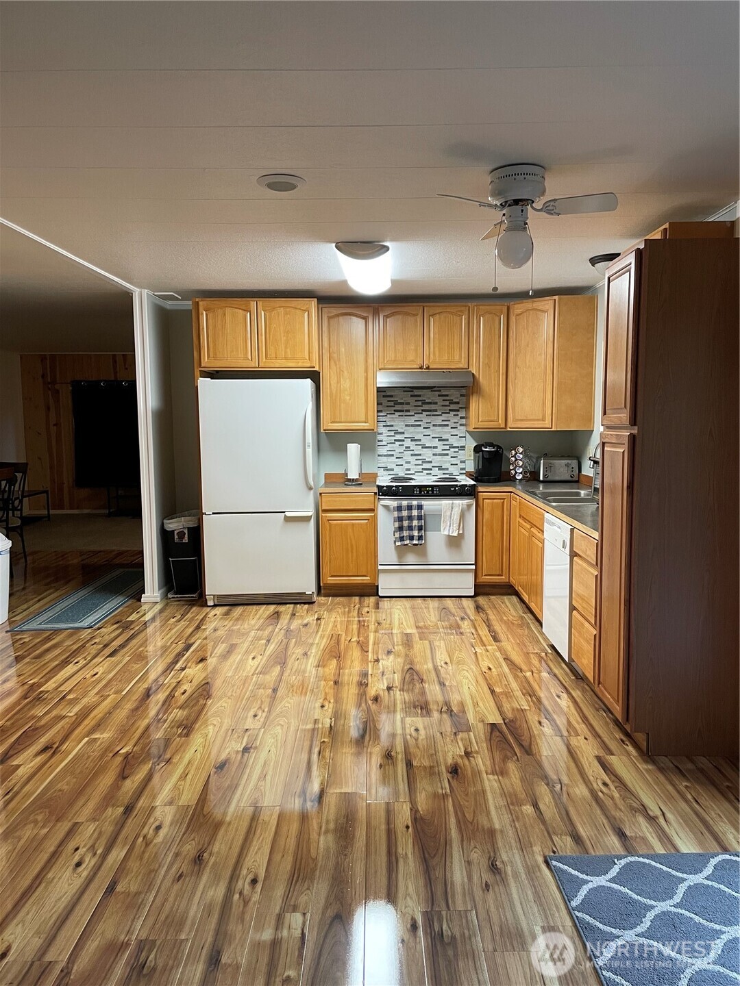 1121 244th Street Southwest, Unit 37 Bothell, WA 98021 - Photo 16 of 38 Gallery Image 16