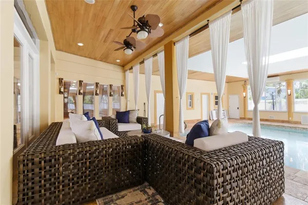$3,000,000 | 303 Sunny Lane, Belleair, FL 33756