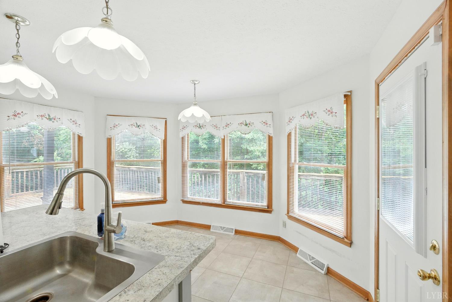 199 Braxton Ridge Road Amherst, VA 24521 - Photo 12 of 60