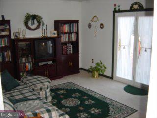 403 Stanford Road Fairless Hills, PA 19030 - Photo 4 of 6 Gallery Image 4