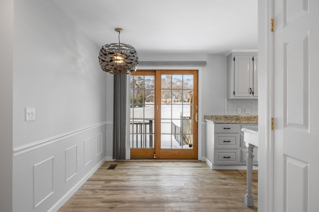 17 Kings Way Orleans, MA 02653 - Photo 7 of 30