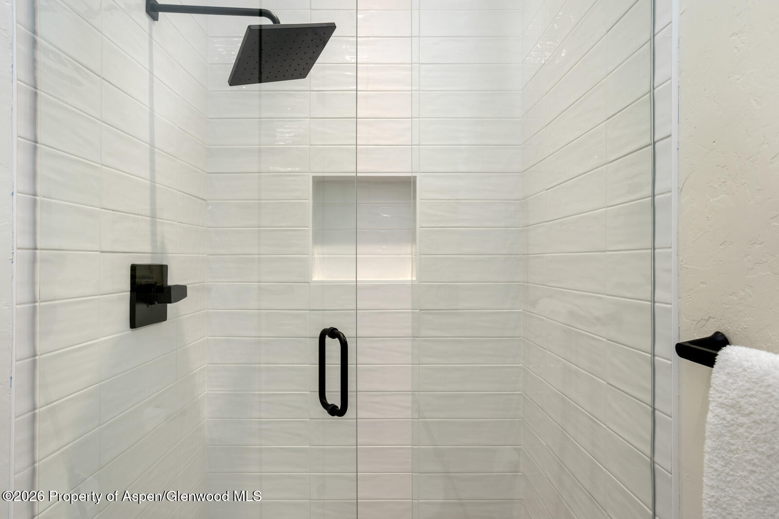 36 Pinnacle Point Edwards, CO 81632 - Photo 34 of 43 a bathroom with a shower