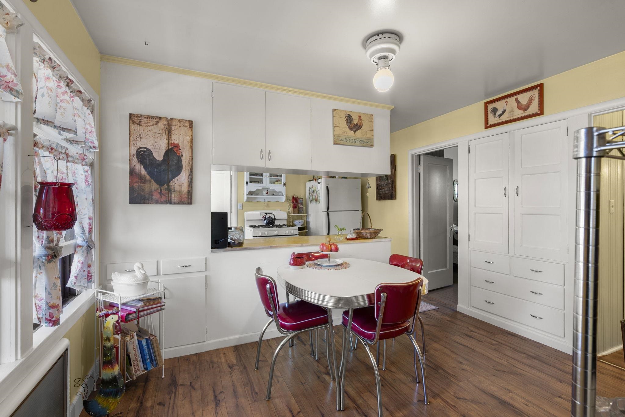 213 Main Street San Andreas, CA 95249 - Photo 17 of 53 dining area in kitchen