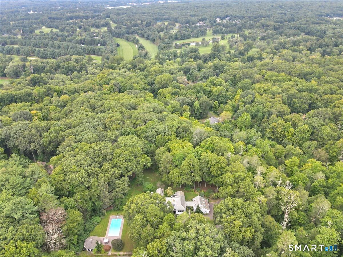 134 Waterville Road Farmington, CT 06032 - Photo 2 of 40 Incredible privacy