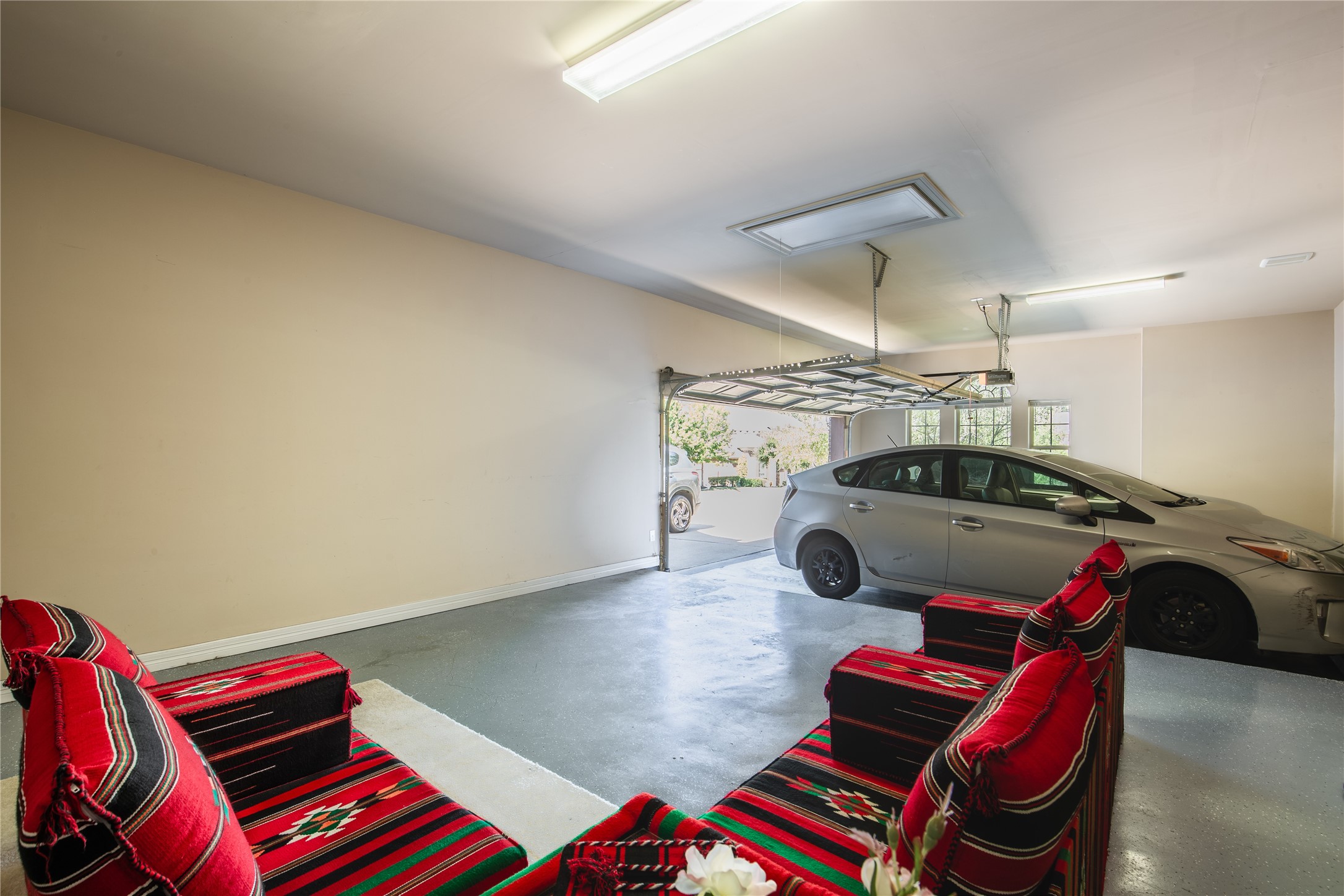 2607 Tree Swallow Bluff Path Spring, TX 77389 - Photo 39 of 50 a living room with furniture a air conditioner and a table
