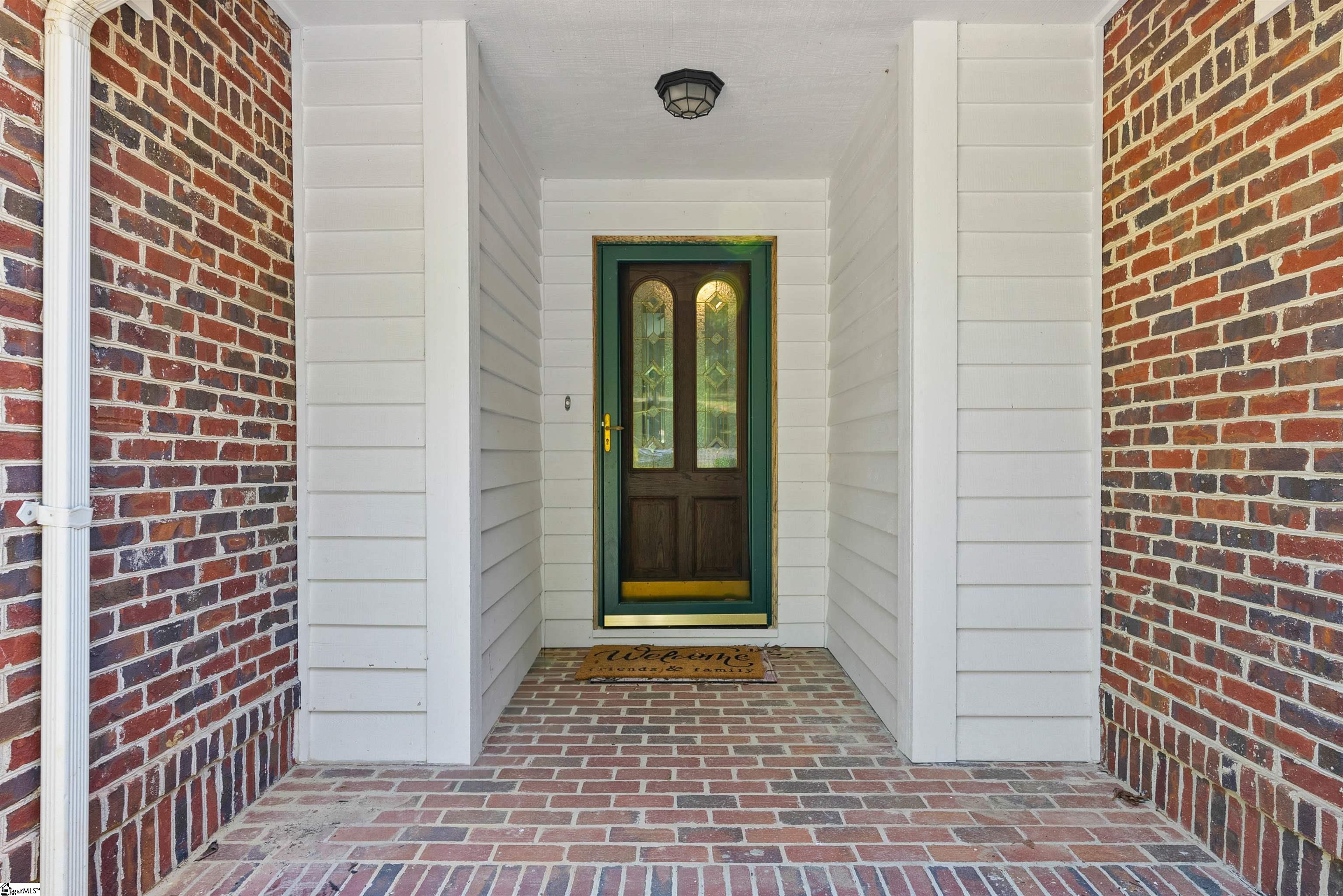 301 Watersedge Road Greenwood, SC 29649 - Photo 3 of 34