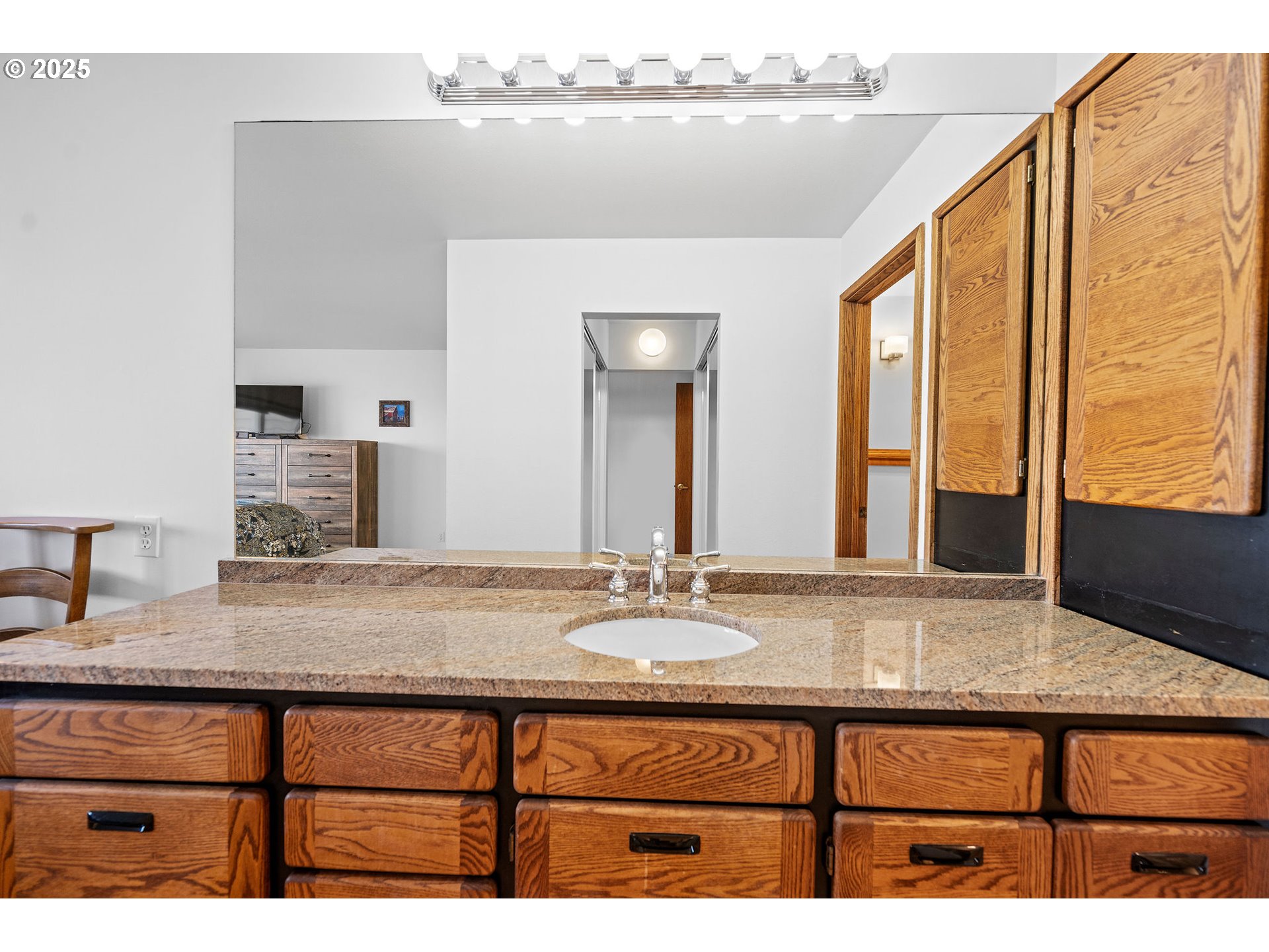 765 5th Avenue, Unit 5 Hammond, OR 97121 - Photo 23 of 46