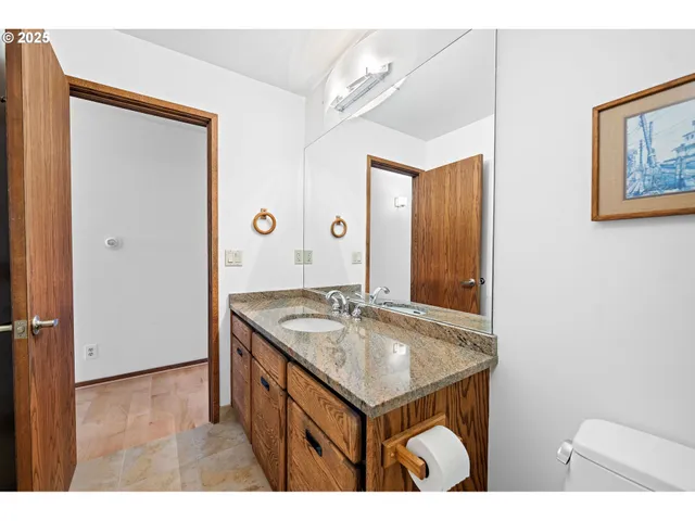 $655,000 | 765 5th Avenue, Unit 5, Hammond, OR 97121