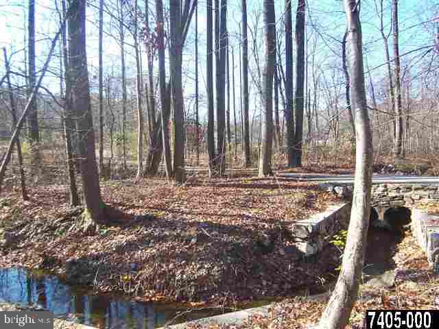 7728 Gnatstown Road Hanover, PA 17331 - Photo 3 of 25 a view of outdoor space with deck and trees