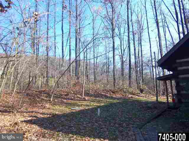 7728 Gnatstown Road Hanover, PA 17331 - Photo 5 of 25