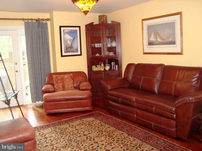1315 Berwick Road Ruxton, MD 21204 - Photo 19 of 30 Family Room