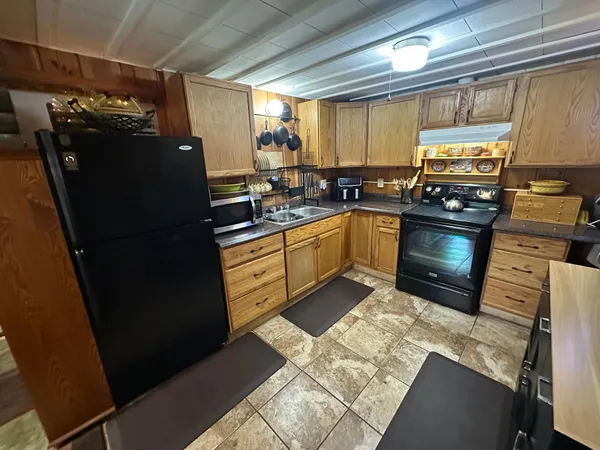 $988 | 6445 132nd Avenue Northeast, Unit 2, Spicer, MN 56288