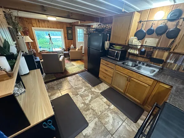 $988 | 6445 132nd Avenue Northeast, Unit 2, Spicer, MN 56288