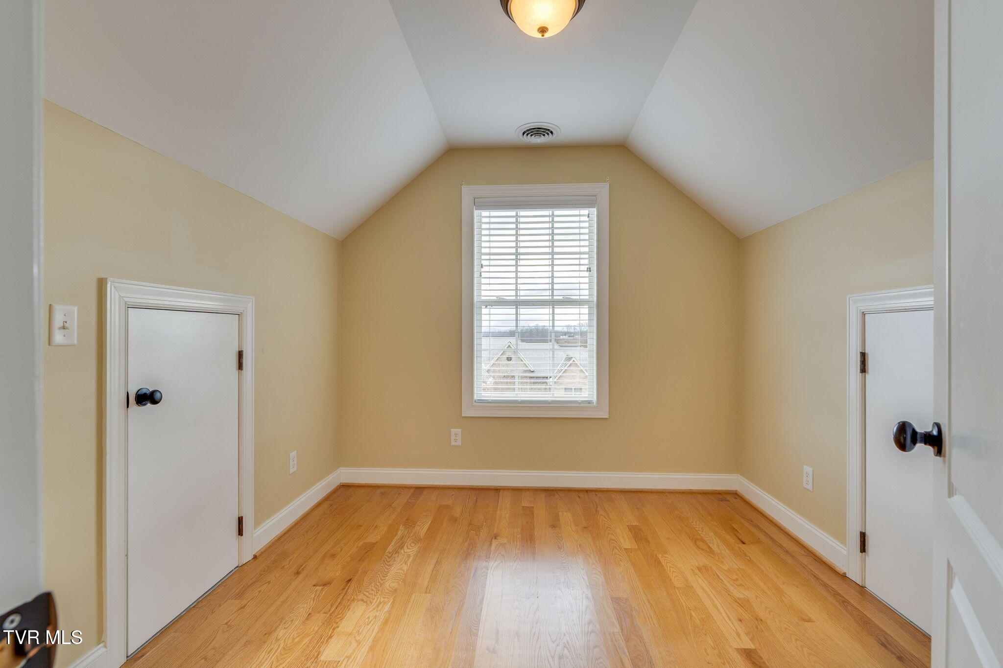 207 Michaels Ridge Boulevard Johnson City, TN 37615 - Photo 31 of 49 024