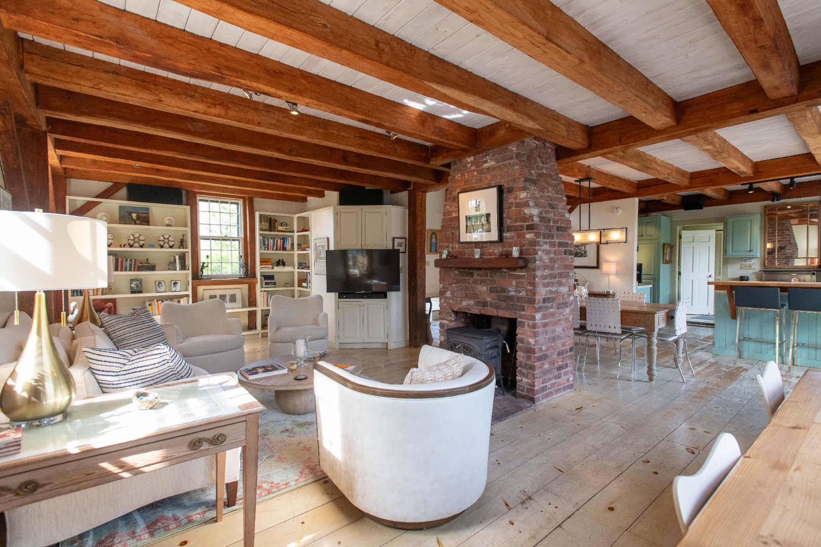 198 Hummock Pond Road Nantucket, MA 02554 - Photo 23 of 52