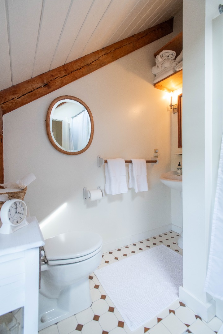 198 Hummock Pond Road Nantucket, MA 02554 - Photo 35 of 52