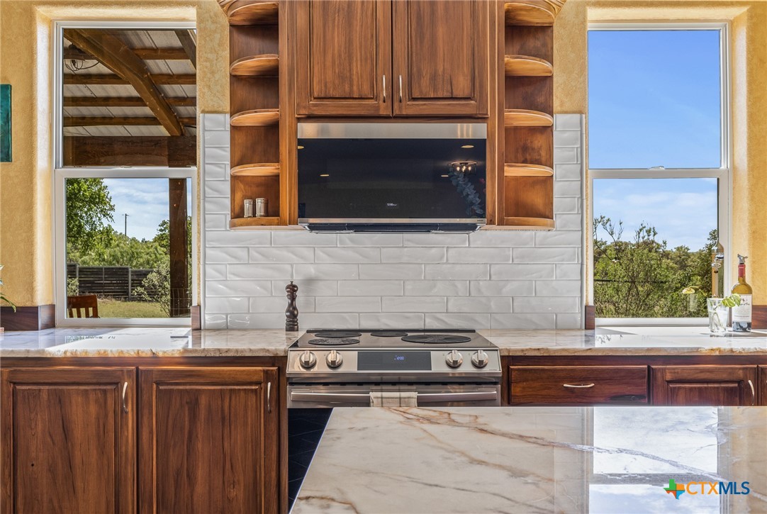 23802 Oscar Road Spicewood, TX 78669 - Photo 16 of 45