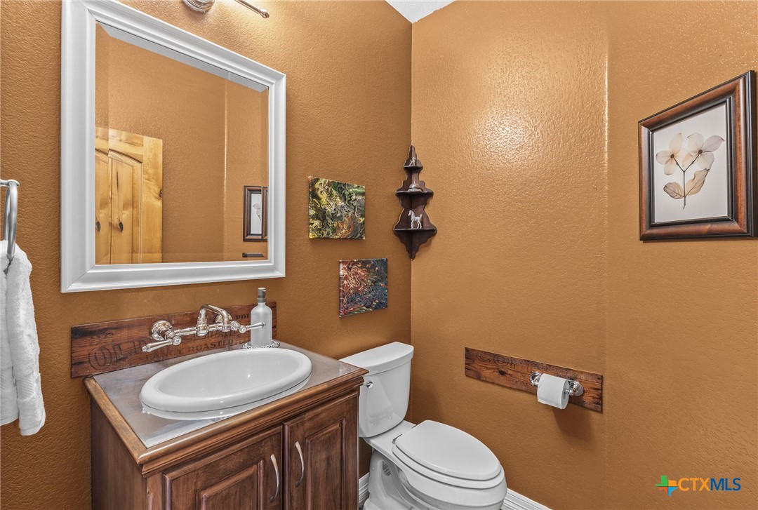 23802 Oscar Road Spicewood, TX 78669 - Photo 21 of 45