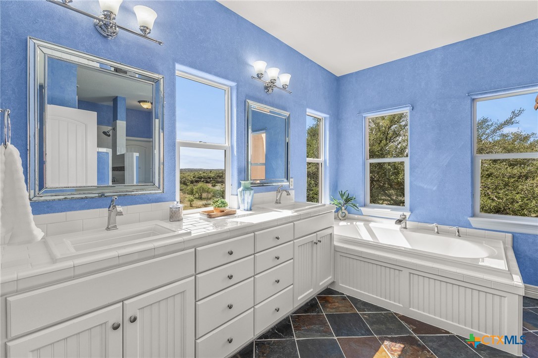 23802 Oscar Road Spicewood, TX 78669 - Photo 36 of 45