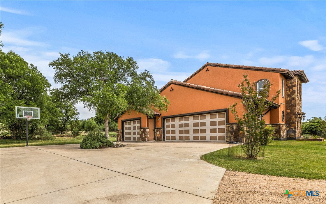 23802 Oscar Road Spicewood, TX 78669 - Photo 4 of 45