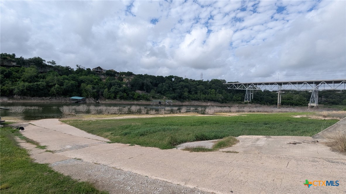 23802 Oscar Road Spicewood, TX 78669 - Photo 43 of 45