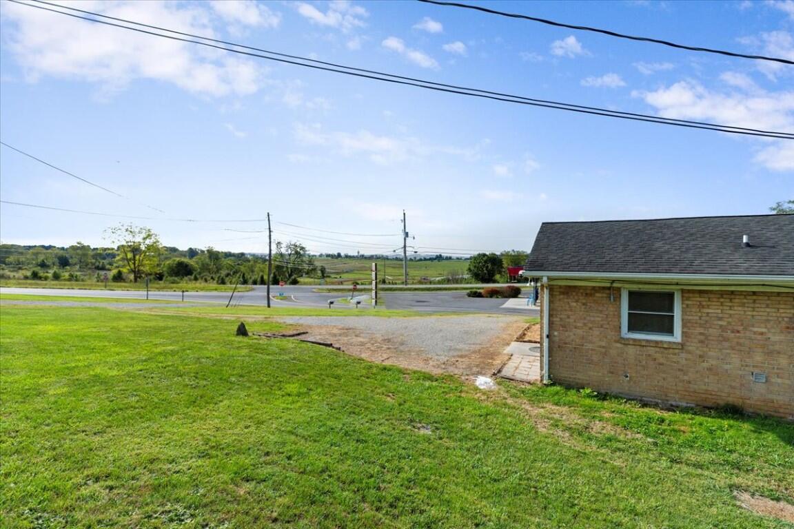 4932 Thornspring Road, Unit 4934 Dublin, VA 24084 - Photo 25 of 30 28-28