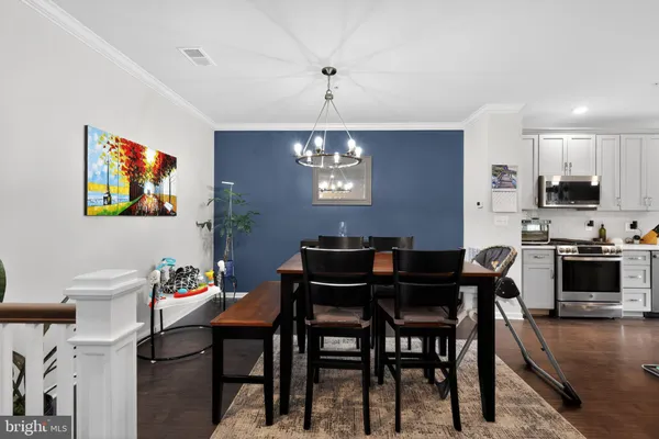 $517,000 | 23255 Milltown Knoll Square, Unit 104, Ashburn, VA 20148