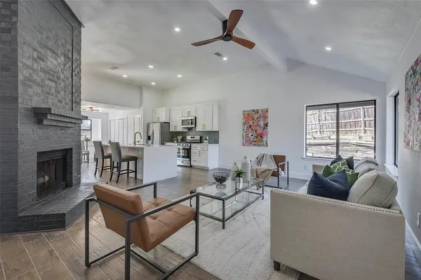 $2,700 | 5607 Emrose Circle, Dallas, TX 75227