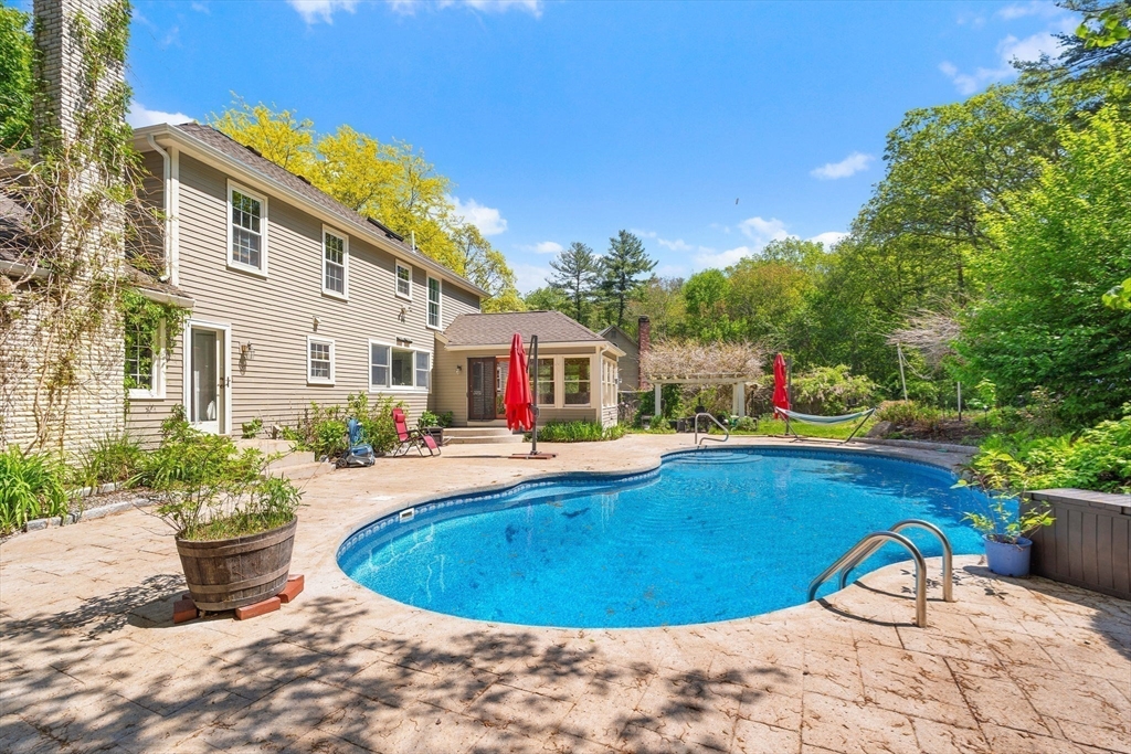4 Dix Road Franklin, MA 02038 - Photo 32 of 39