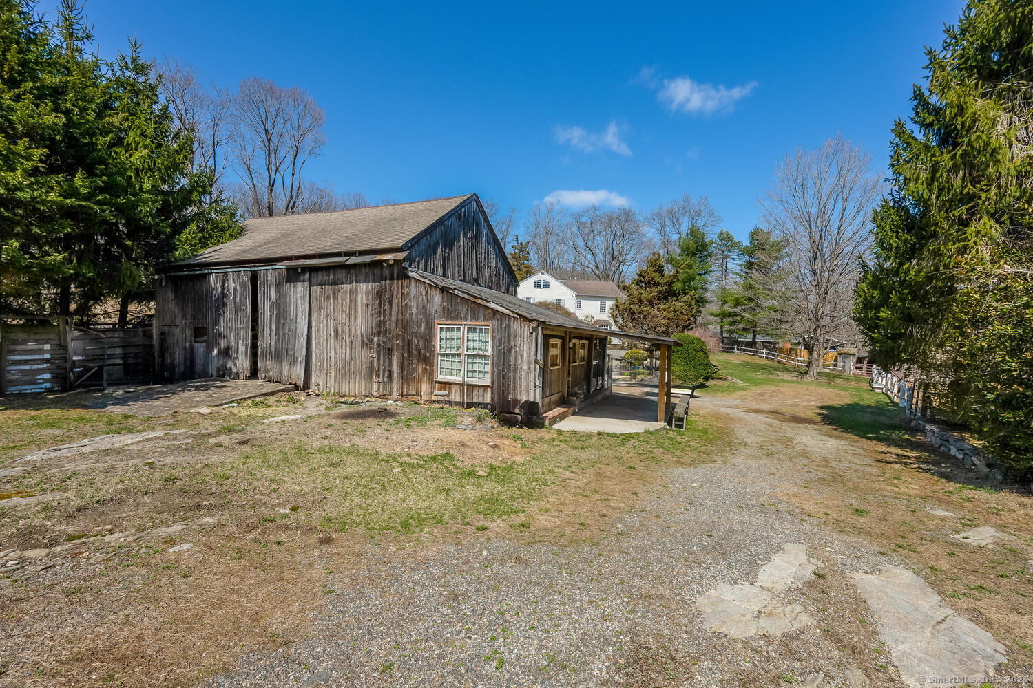 175 Mountain Road Wilton, CT 06897 - Photo 36 of 40