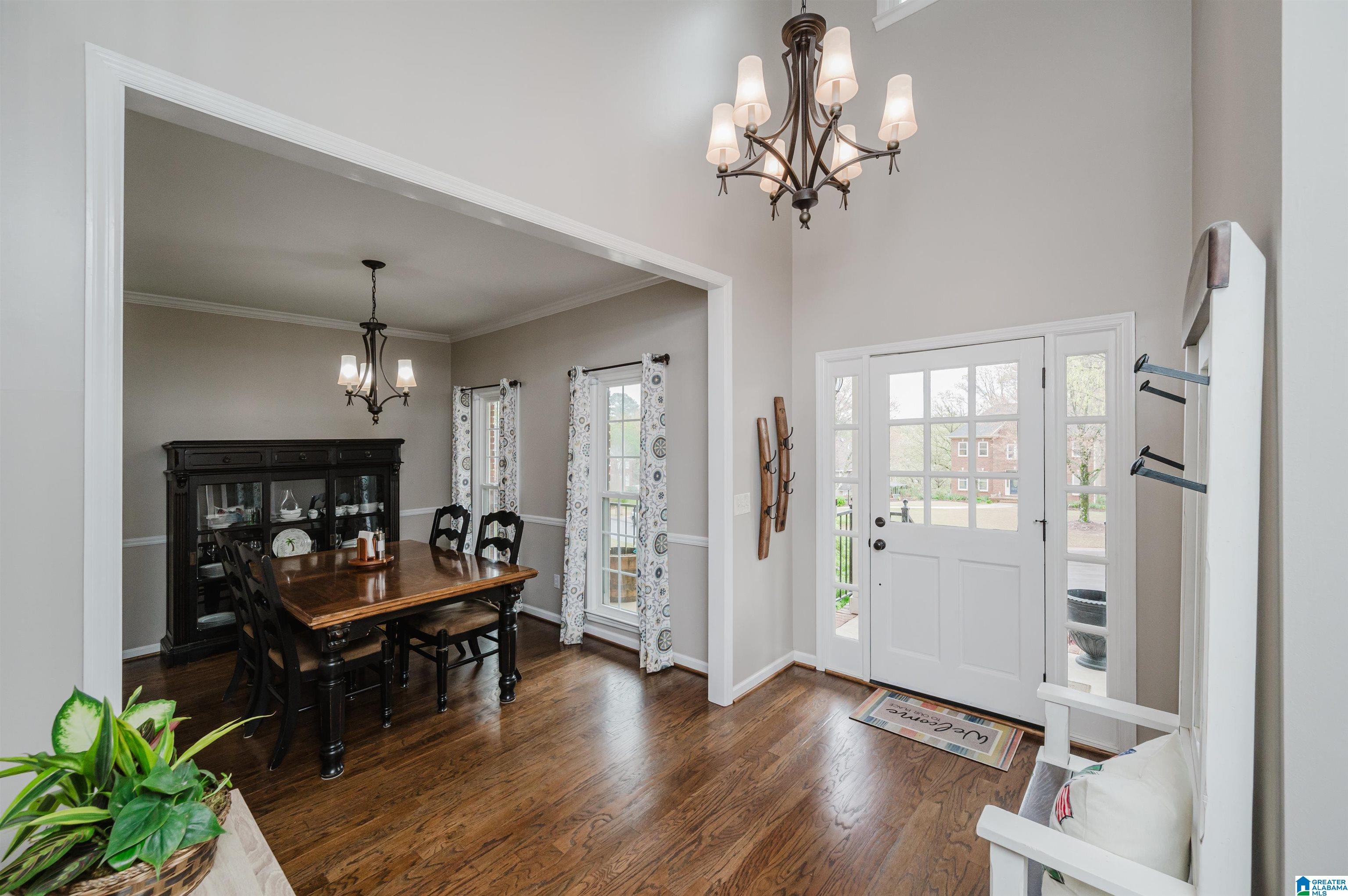 609 Crest View Circle Birmingham, AL 35244 - Photo 5 of 45