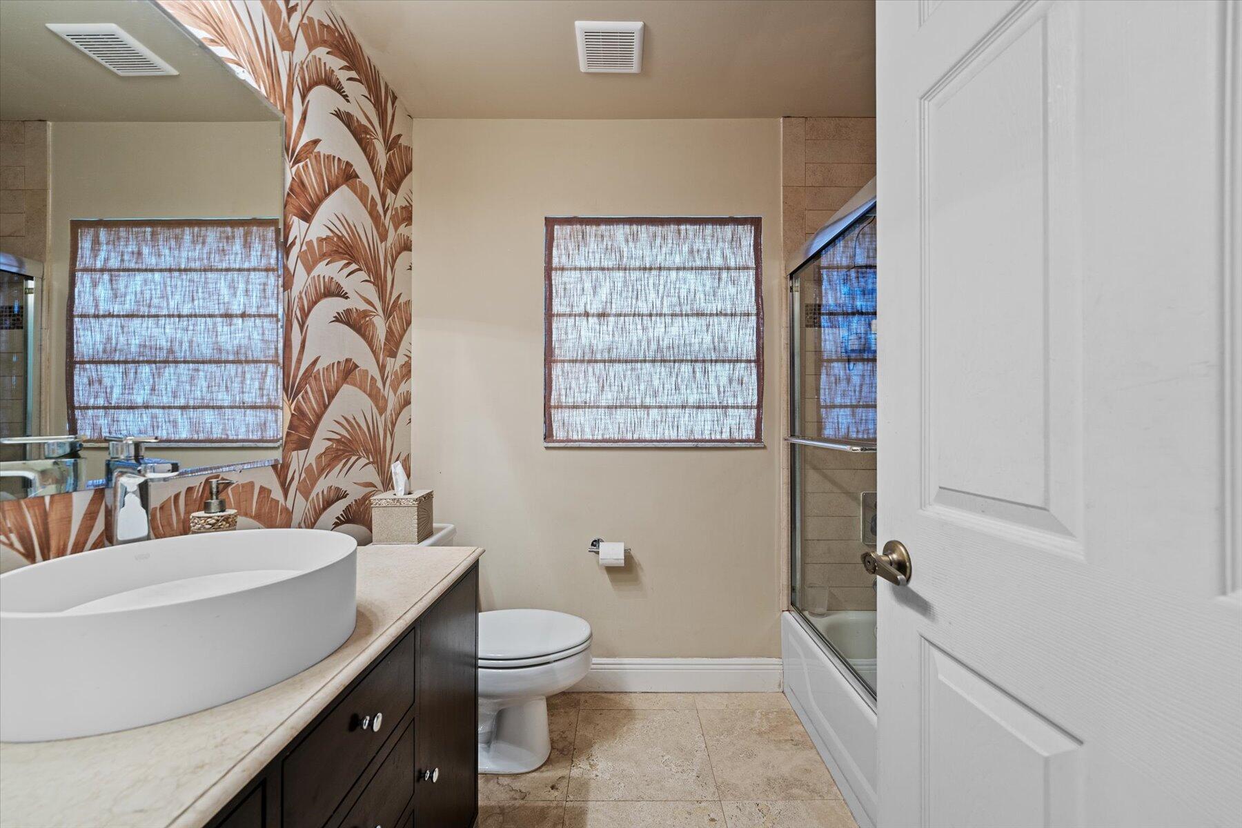 10734 Maple Chase Drive Boca Raton, FL 33498 - Photo 25 of 54 Guest Bathroom