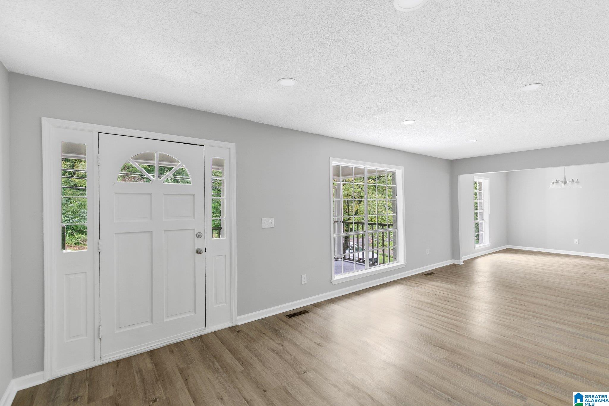 3009 Virginia Drive Bessemer, AL 35023 - Photo 5 of 33