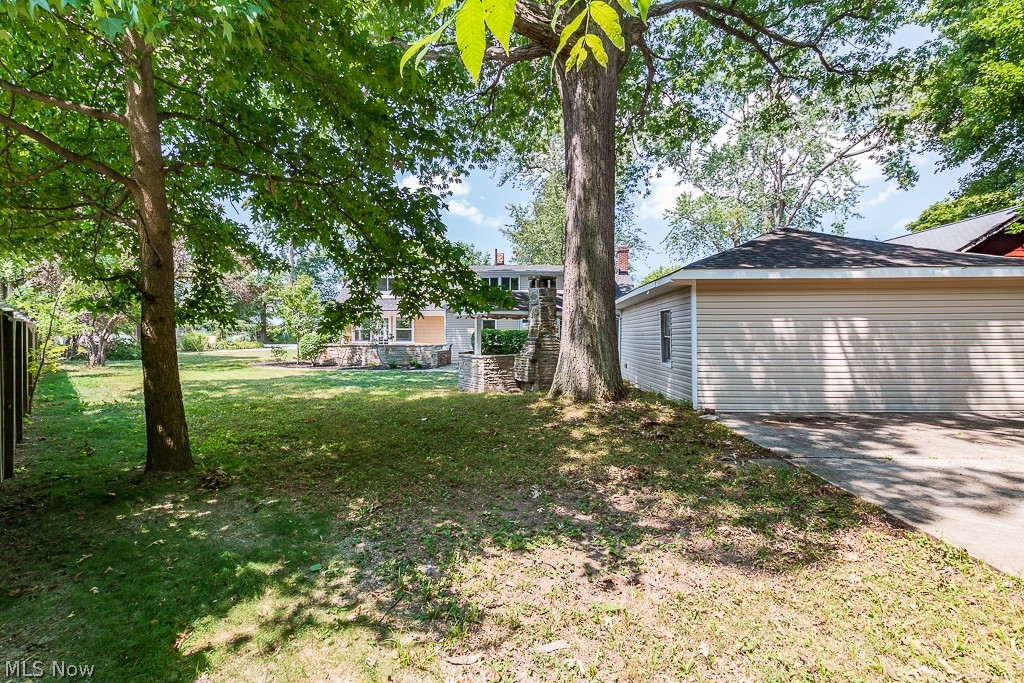 38562 Beachview Road Willoughby, OH 44094 - Photo 34 of 35