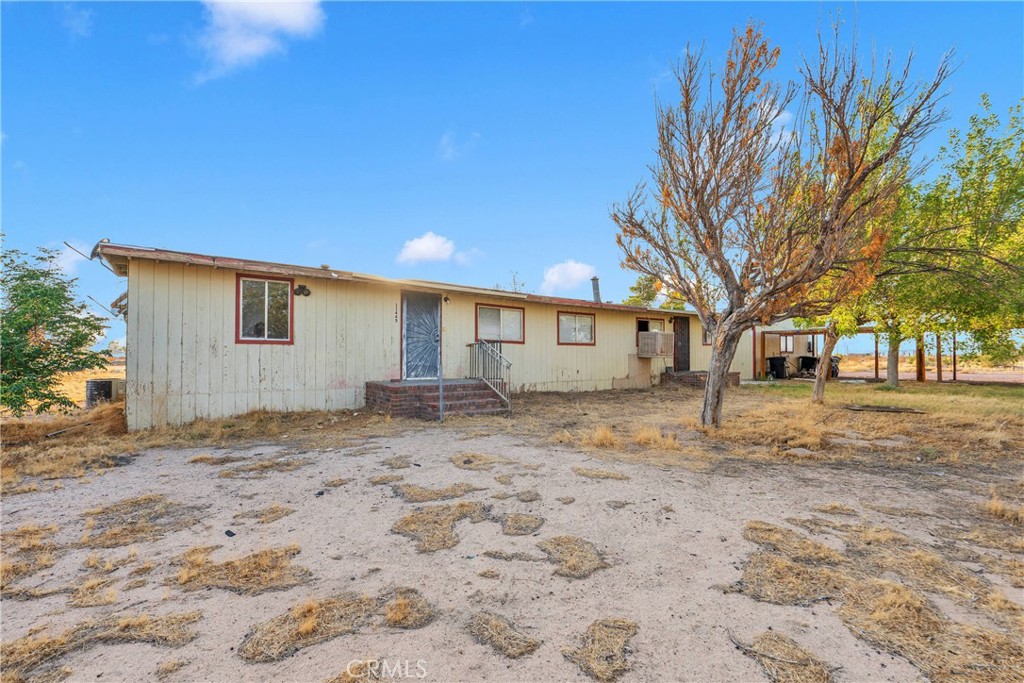 33445 Newberry Road Newberry Springs, CA 92365 - Photo 6 of 57
