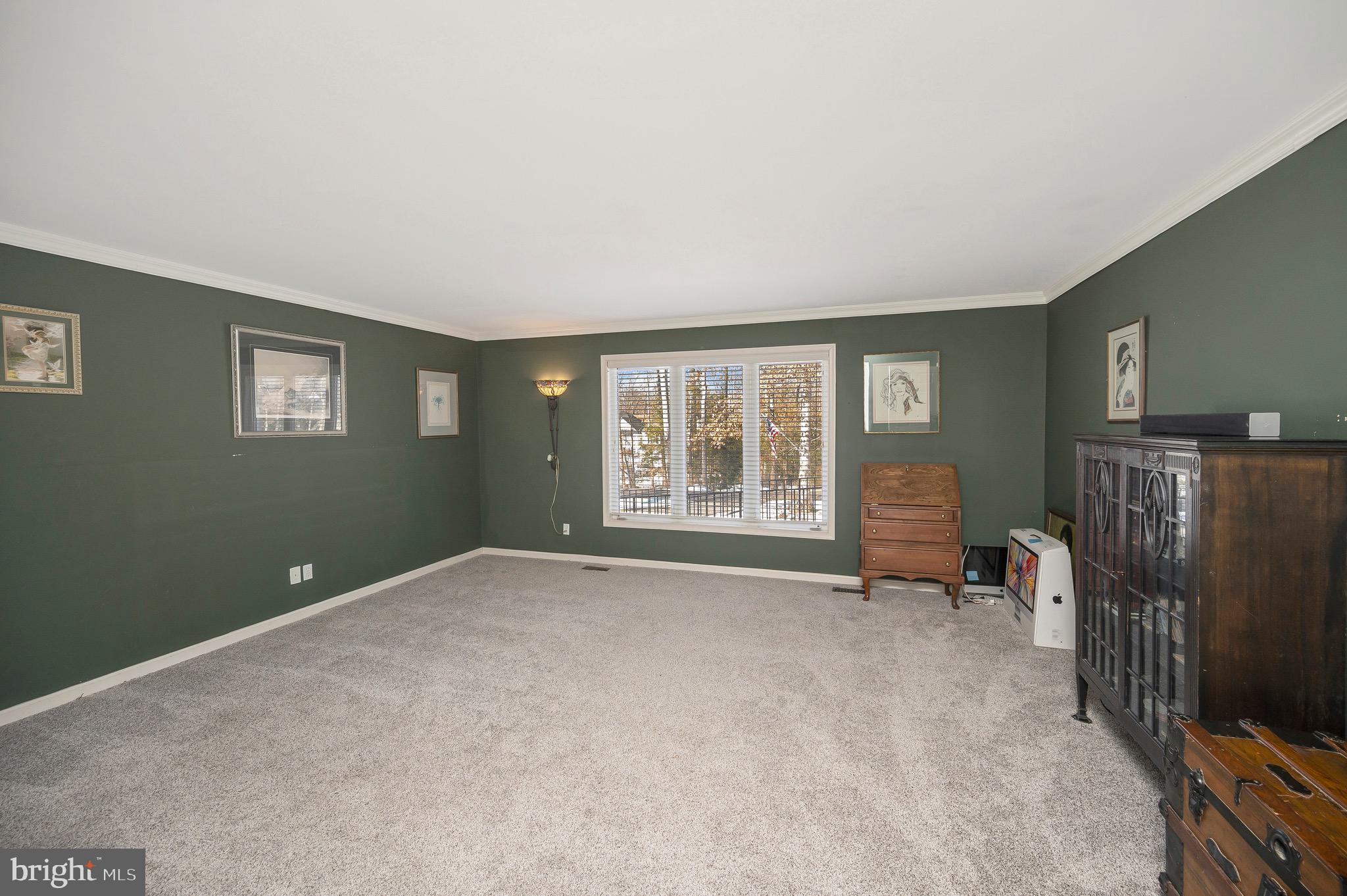 119 Washington Street Locust Grove, VA 22508 - Photo 16 of 45 Enough room for a sitting area