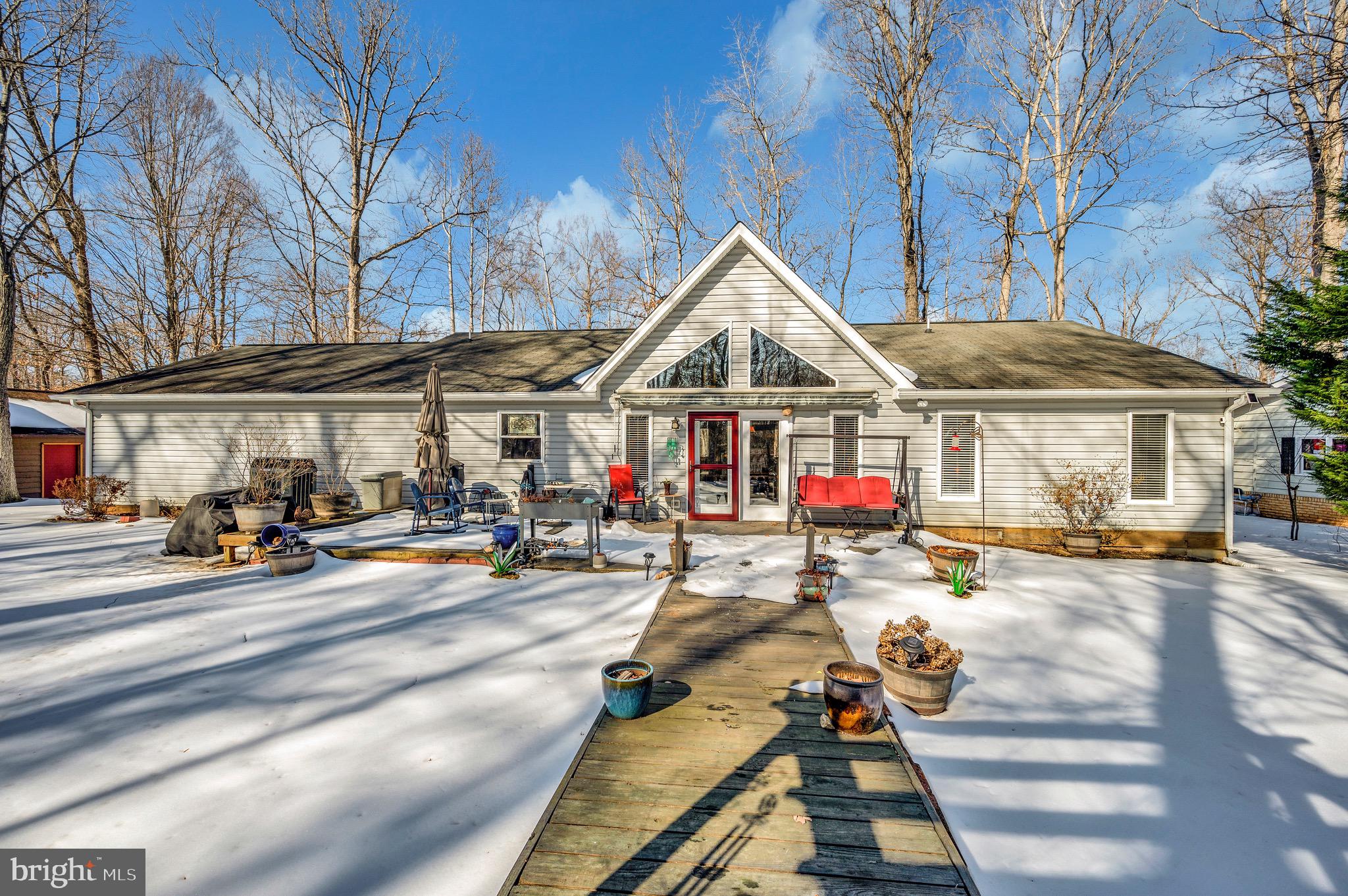 119 Washington Street Locust Grove, VA 22508 - Photo 25 of 45 Relax and enjoy the outdoors