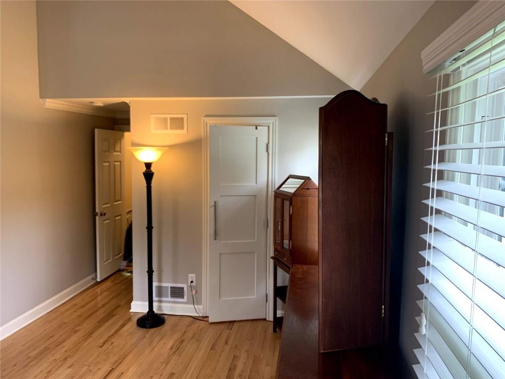118 Berwyn Road Pittsburgh, PA 15237 - Photo 12 of 24 Gallery Image 12